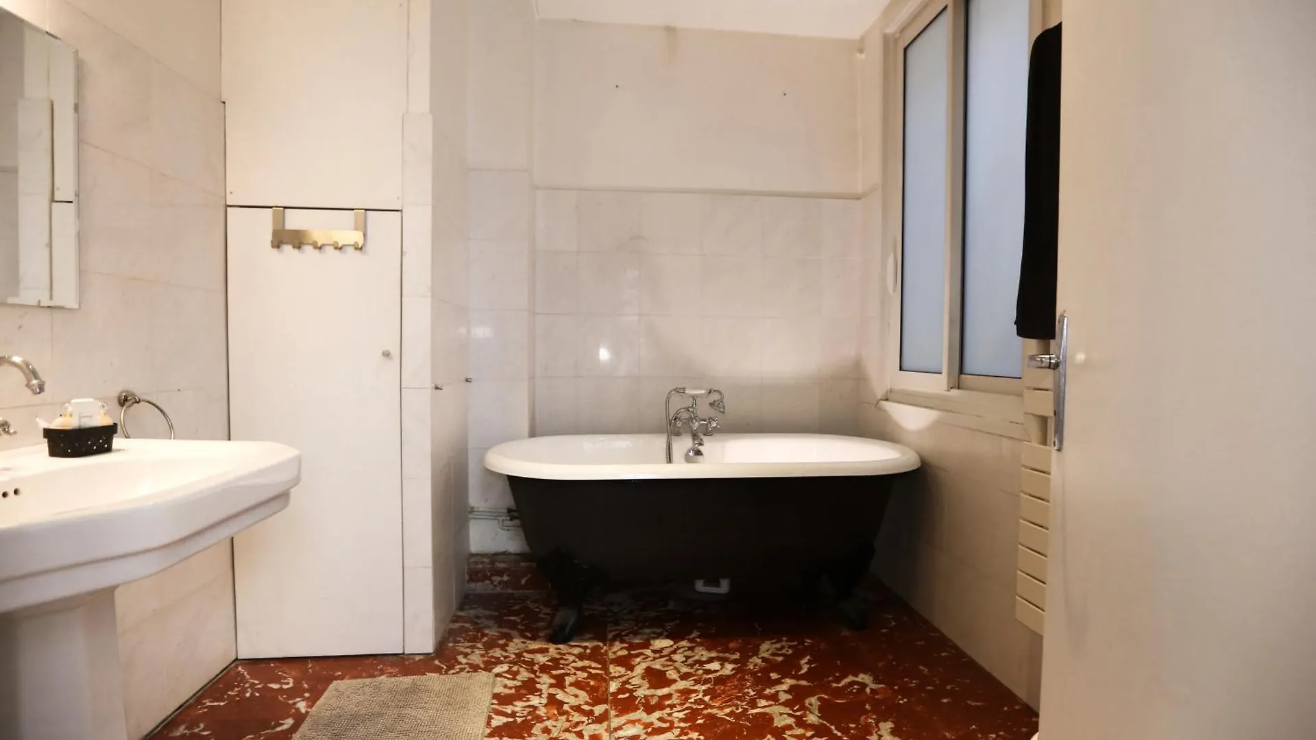 Au Coeur Du Marais